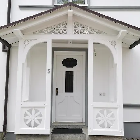 Homelig Altstadt 3 *